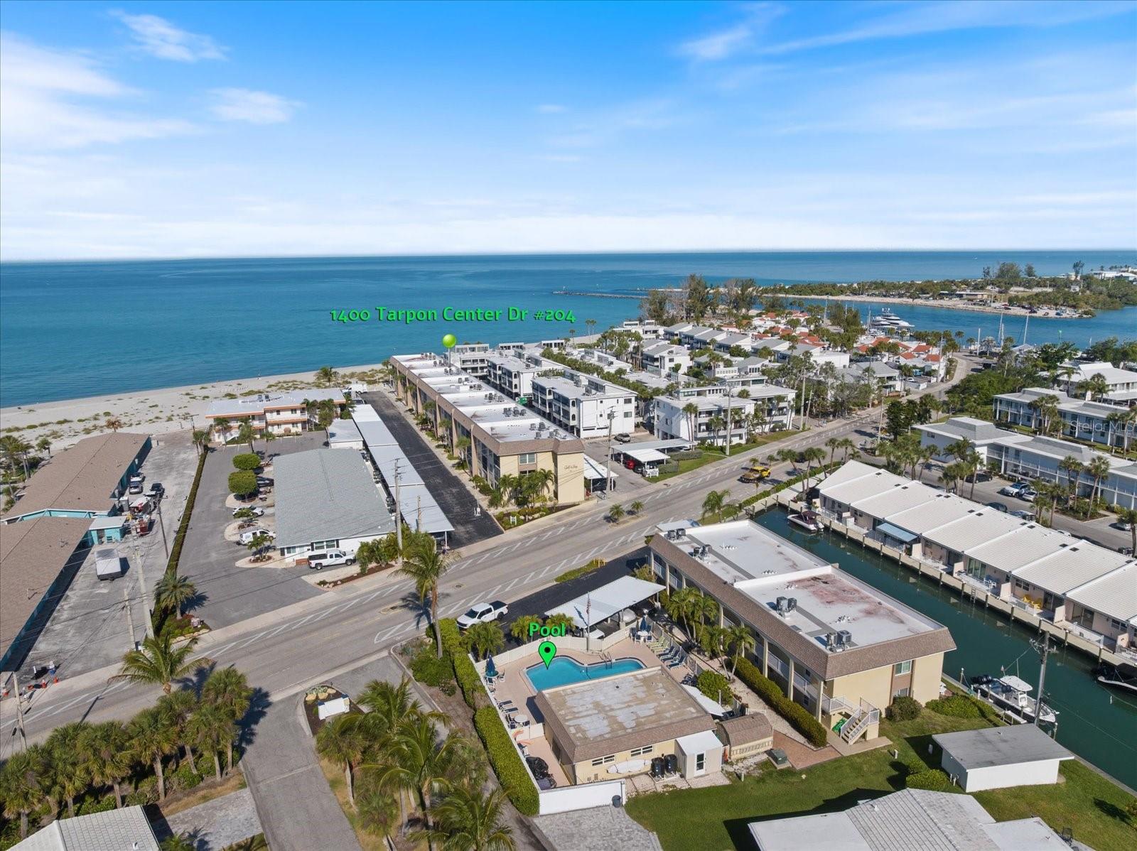 Image 31 of 36 For 1400 Tarpon Center Drive 204