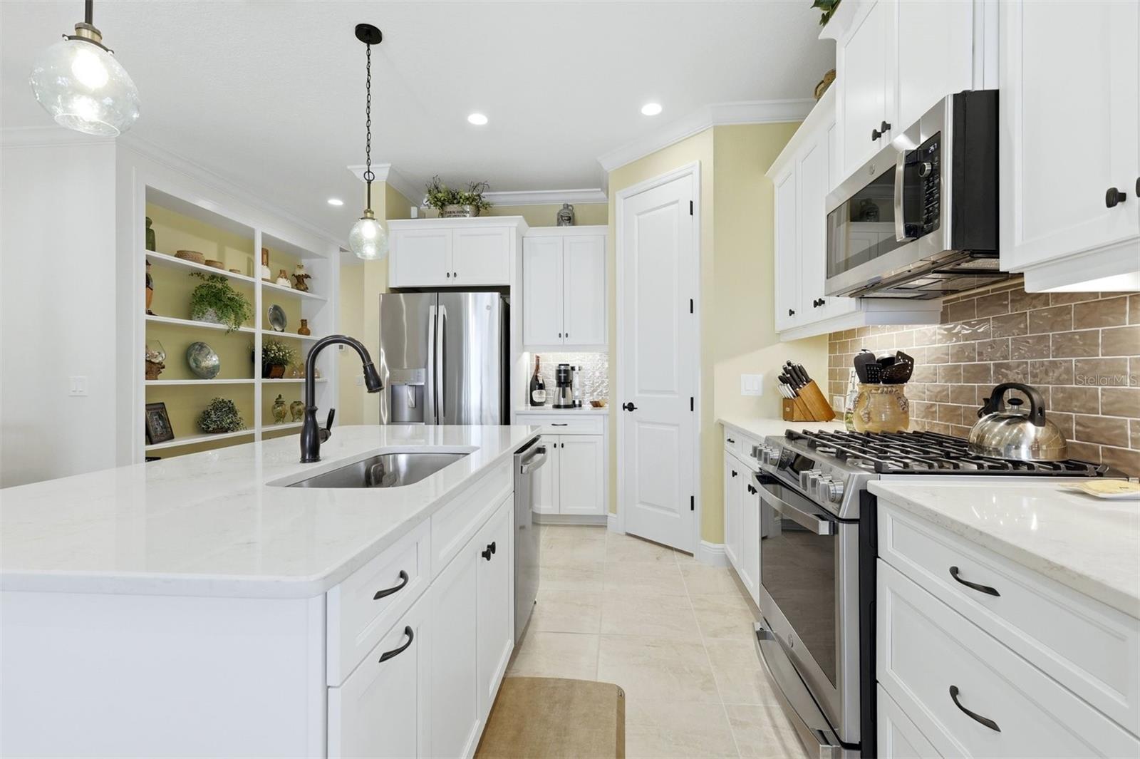 Image 27 of 73 For 12667 Brookgreen Street