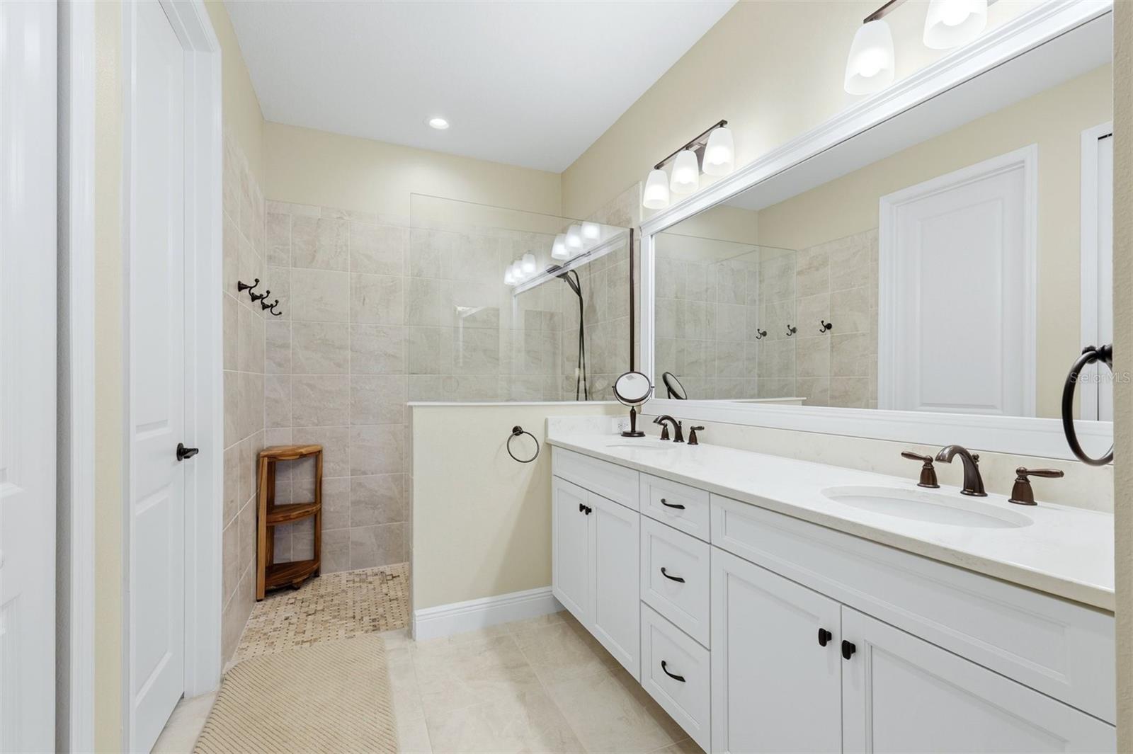 Image 36 of 73 For 12667 Brookgreen Street