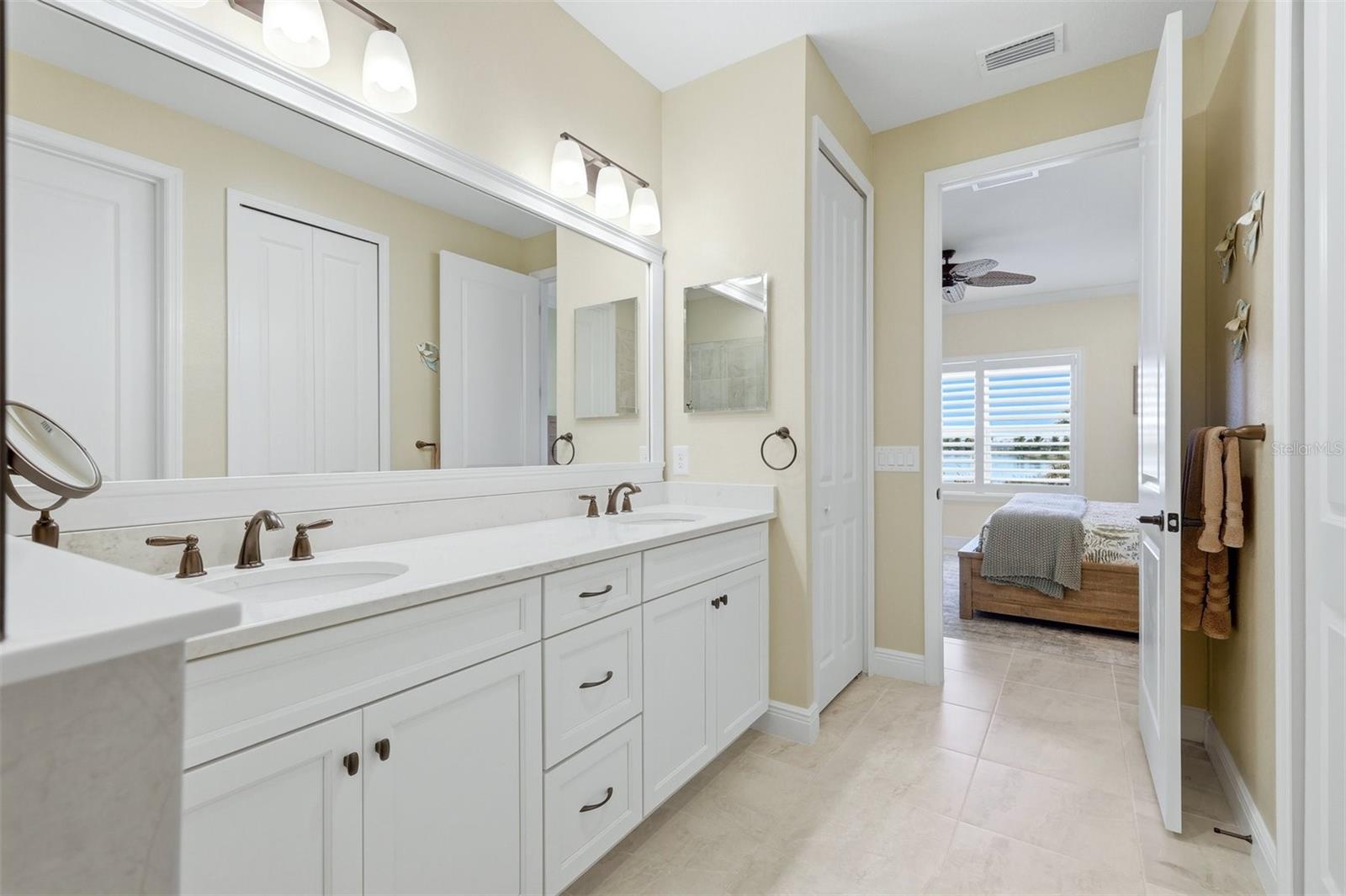 Image 37 of 73 For 12667 Brookgreen Street