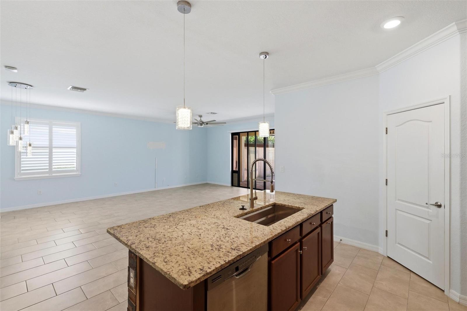 Image 18 of 73 For 10157 Colubrina Drive