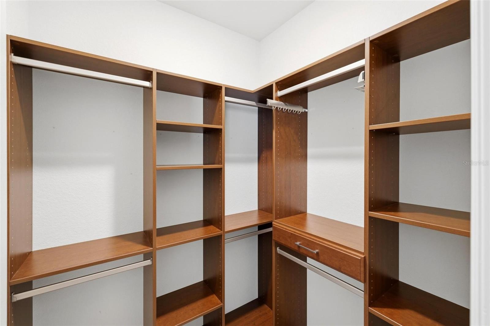Image 21 of 73 For 10157 Colubrina Drive