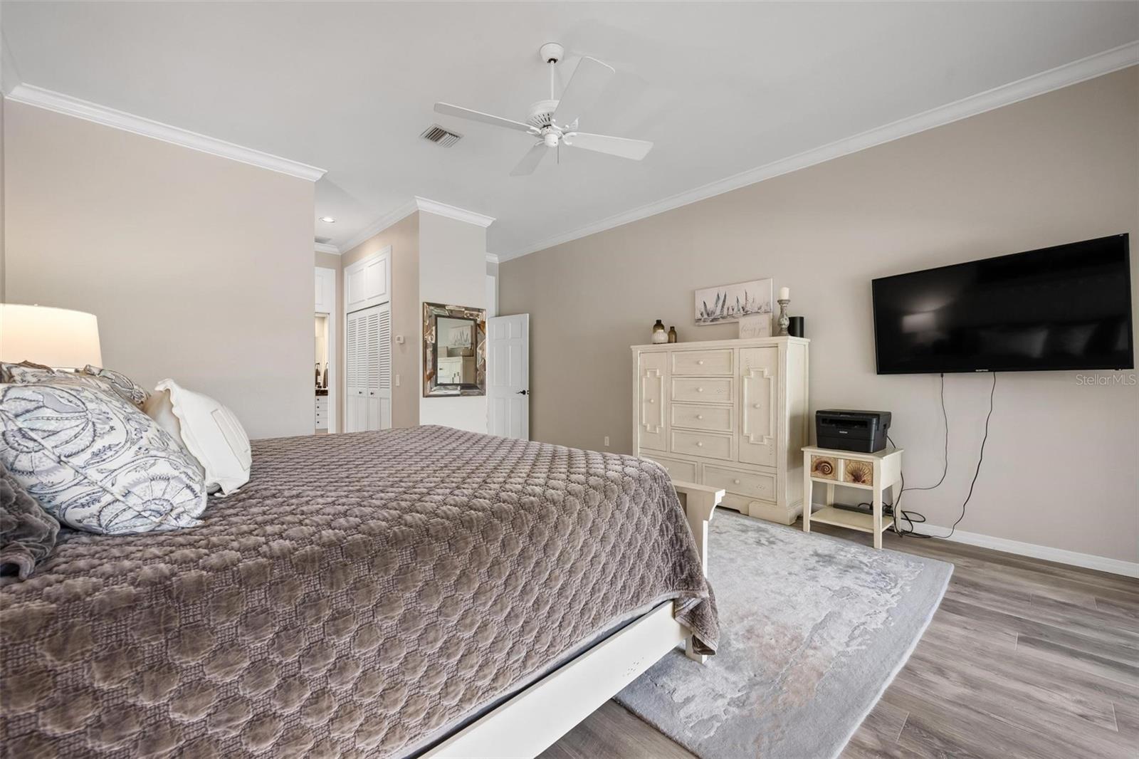 Image 18 of 41 For 57 Cayman Isles Boulevard