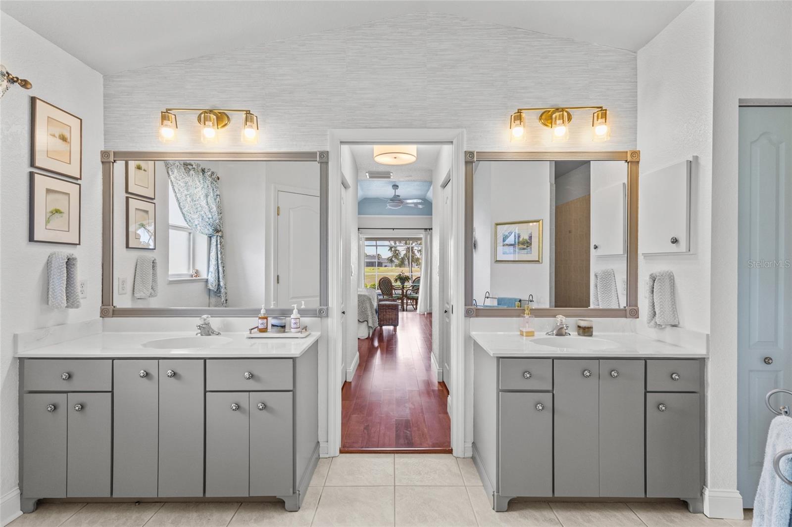 Image 10 of 49 For 64 Bunker Court