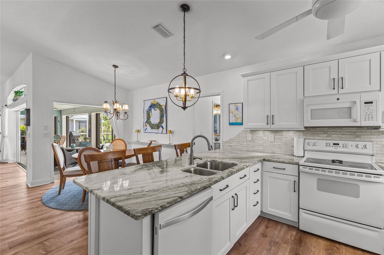 Image 32 of 49 For 64 Bunker Court