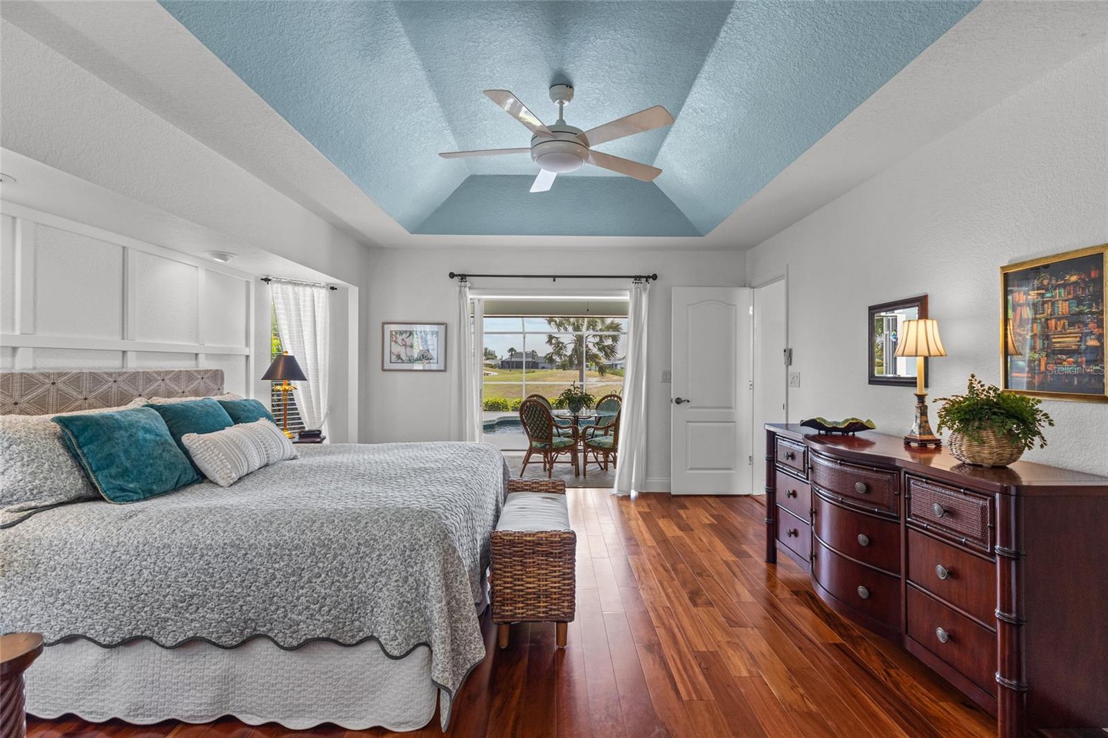 Image 36 of 49 For 64 Bunker Court