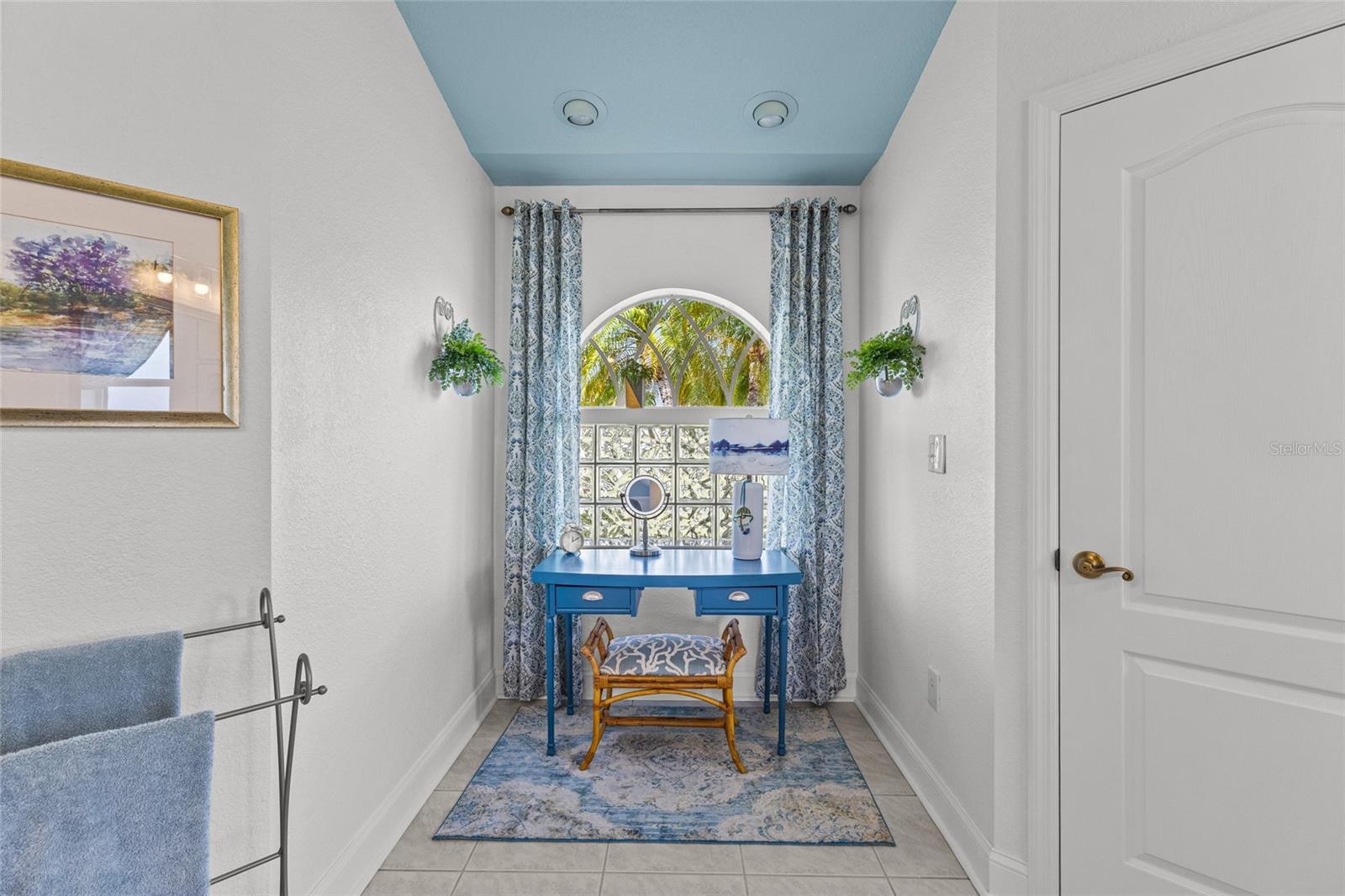 Image 6 of 49 For 64 Bunker Court