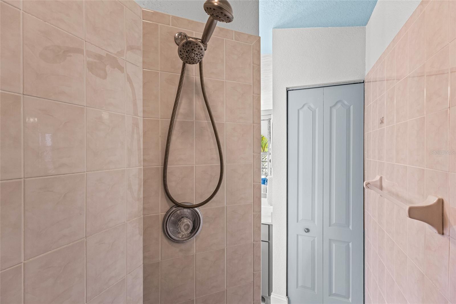 Image 9 of 49 For 64 Bunker Court