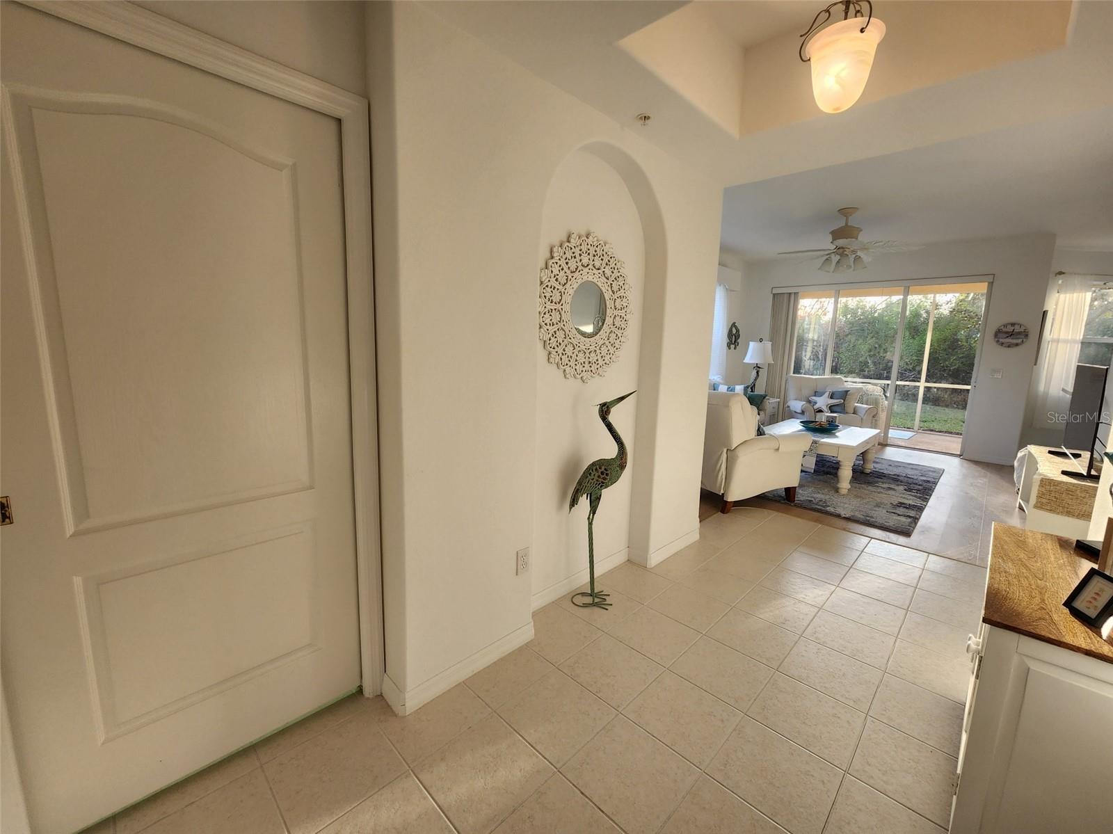 Image 12 of 42 For 4442 Corso Venetia Boulevard A14