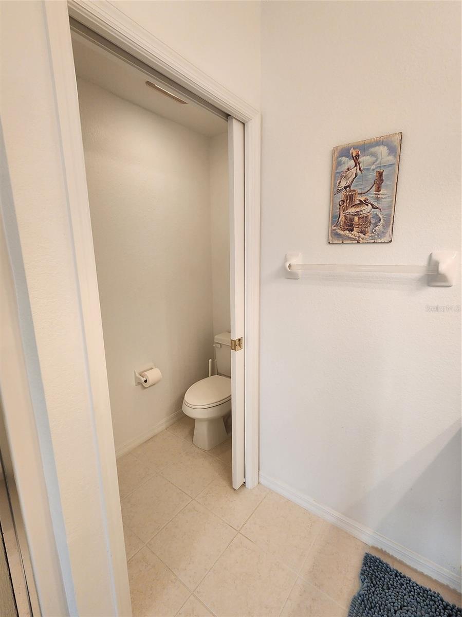 Image 30 of 42 For 4442 Corso Venetia Boulevard A14
