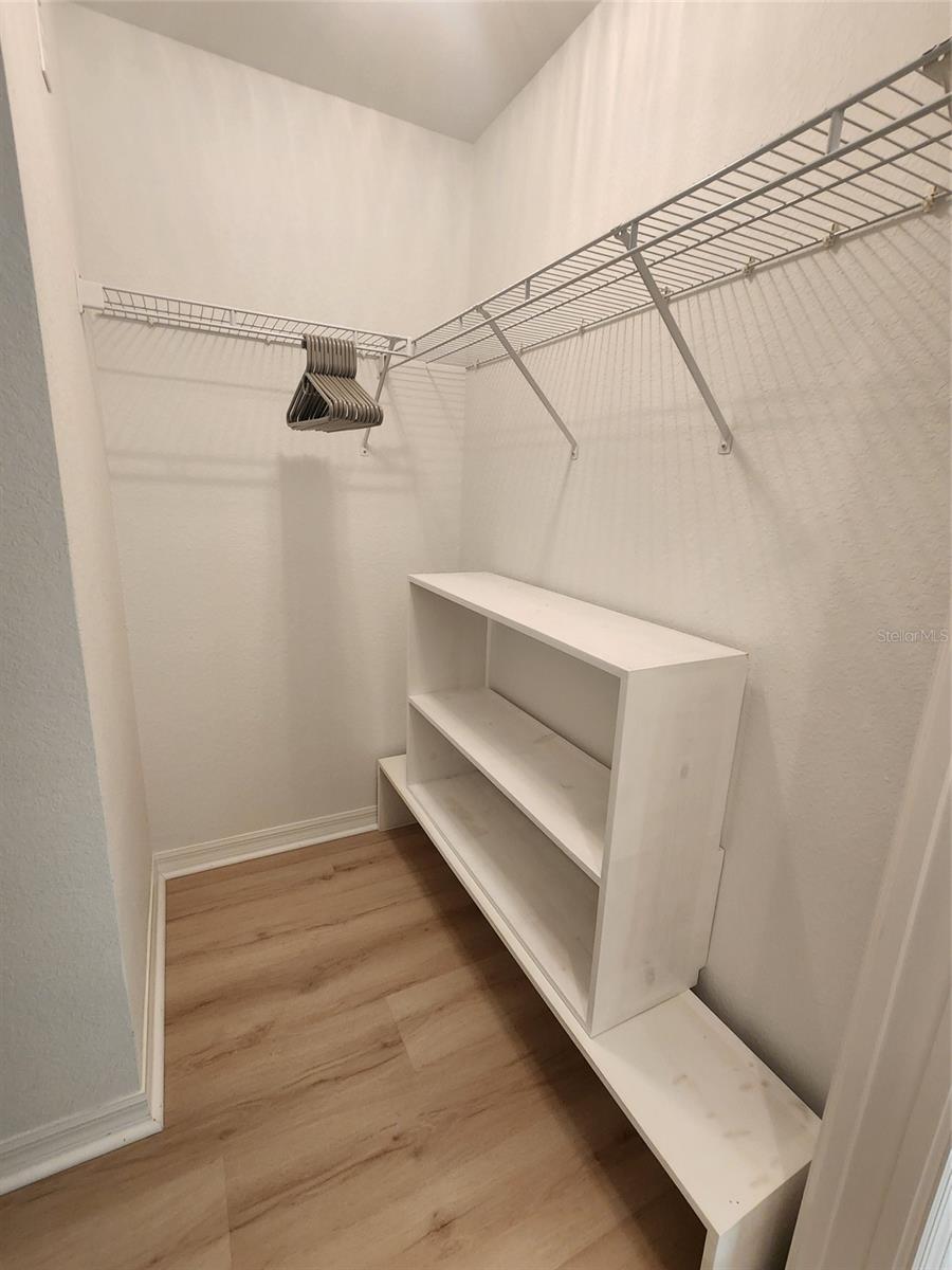 Image 33 of 42 For 4442 Corso Venetia Boulevard A14