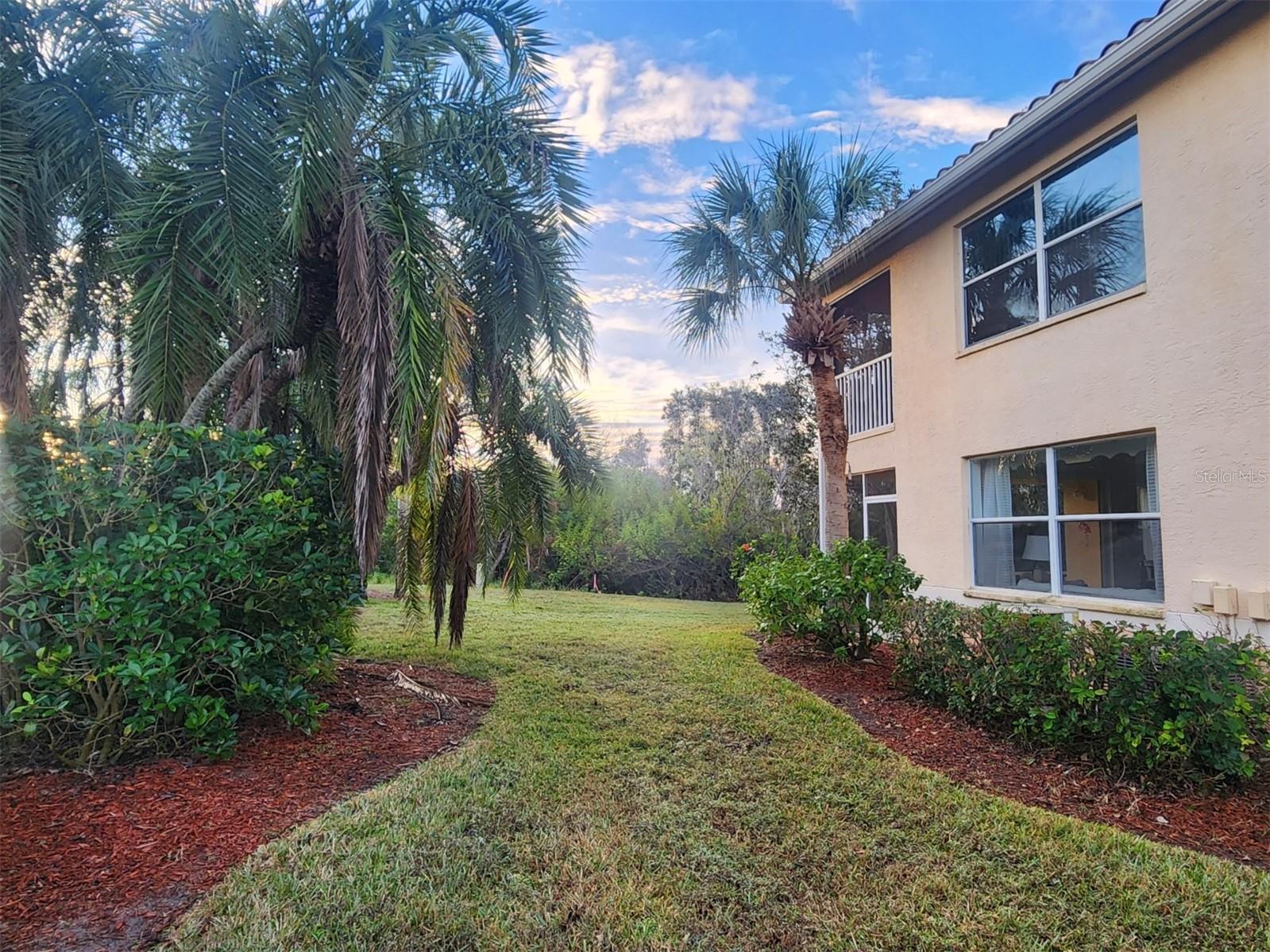 Image 4 of 42 For 4442 Corso Venetia Boulevard A14