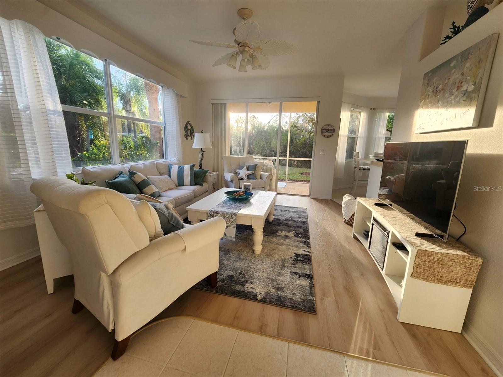 Image 9 of 42 For 4442 Corso Venetia Boulevard A14