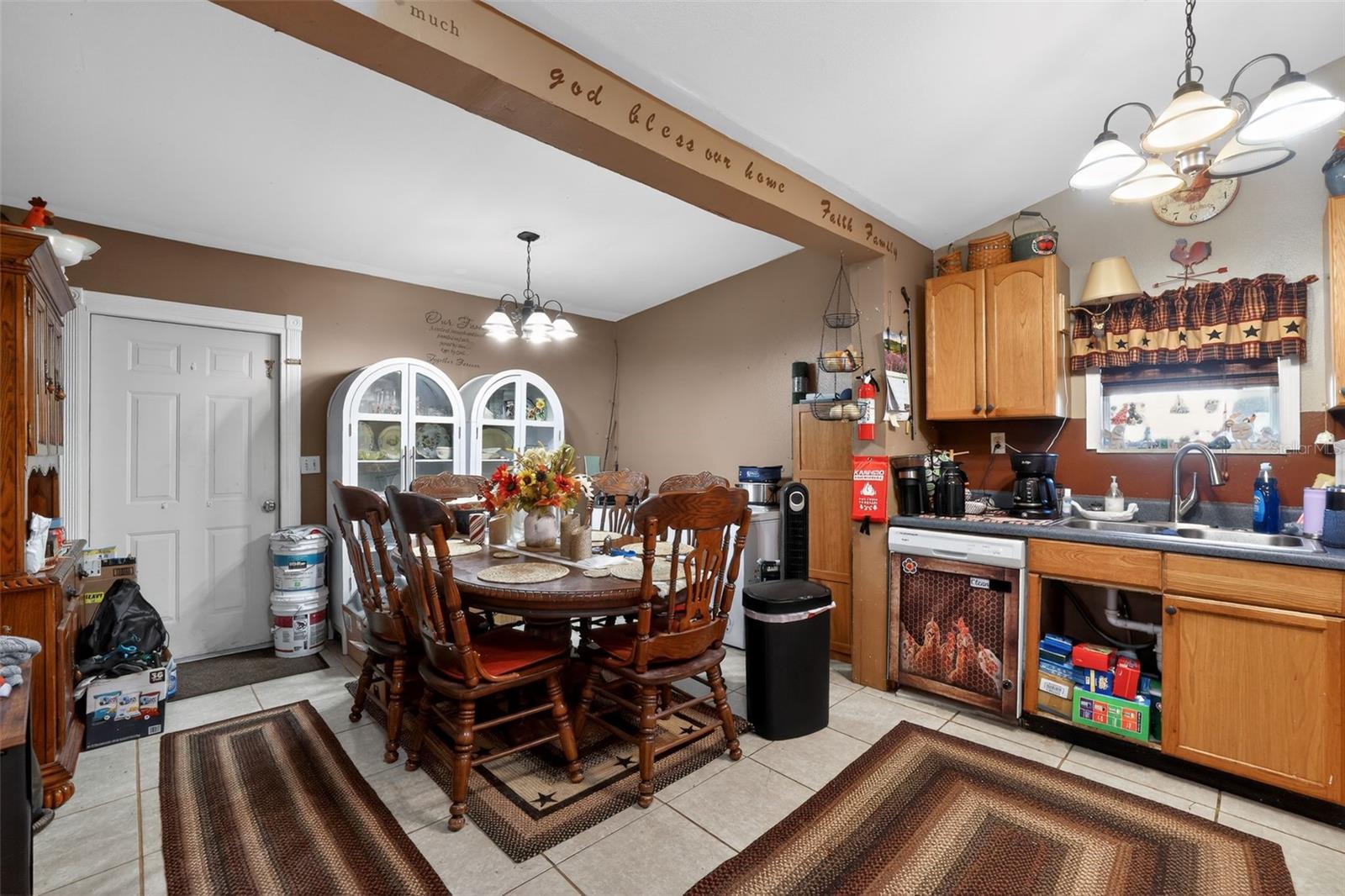 Image 11 of 51 For 702 3rd Street