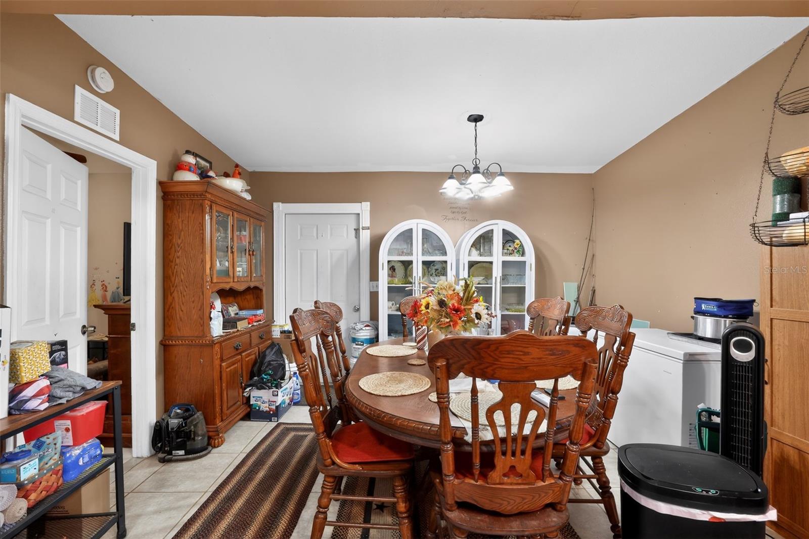 Image 13 of 51 For 702 3rd Street