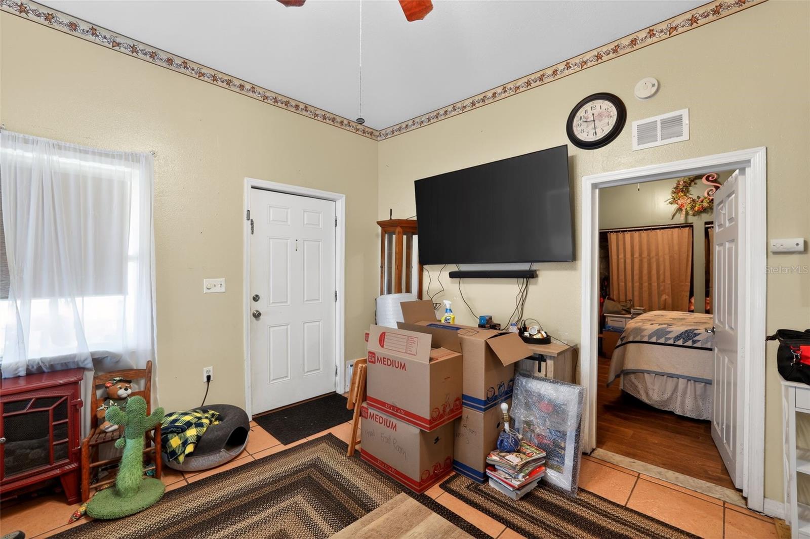 Image 15 of 51 For 702 3rd Street