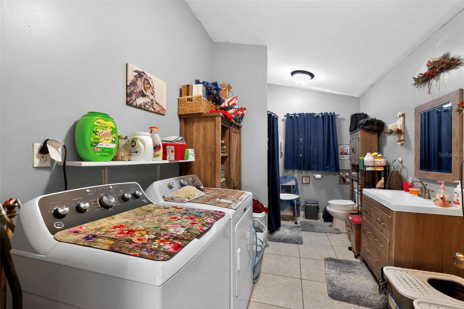 Image 21 of 51 For 702 3rd Street