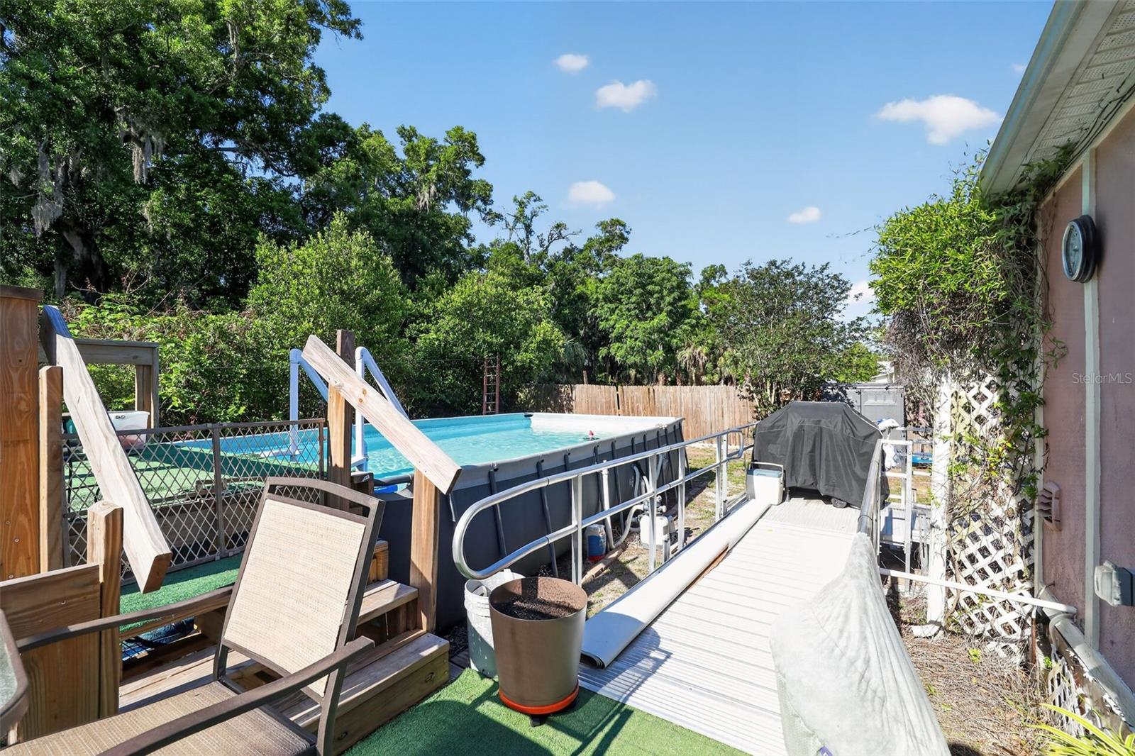 Image 27 of 51 For 702 3rd Street