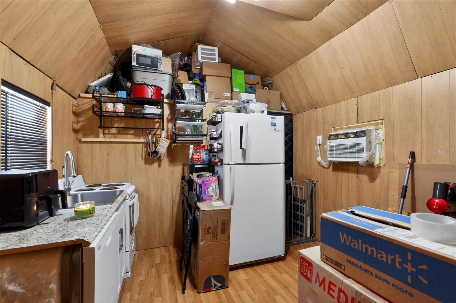 Image 31 of 51 For 702 3rd Street