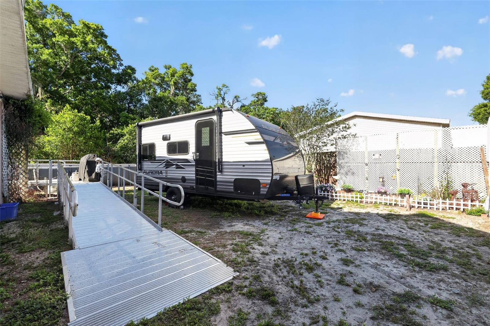 Image 38 of 51 For 702 3rd Street