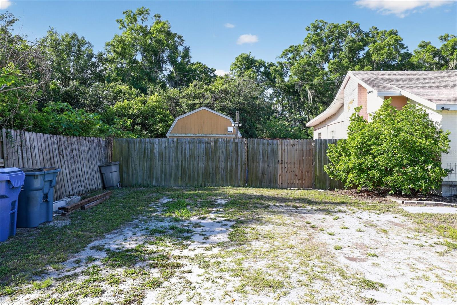 Image 40 of 51 For 702 3rd Street