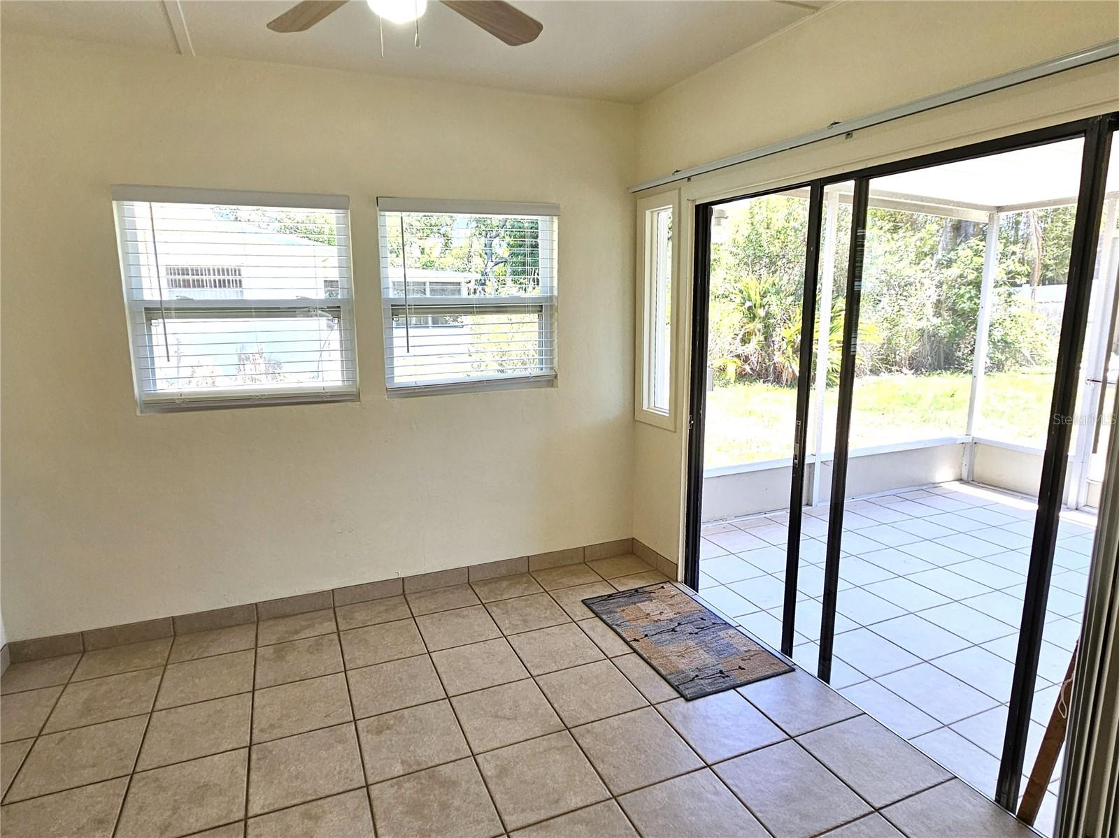 Image 13 of 33 For 323 Palmetto Road W