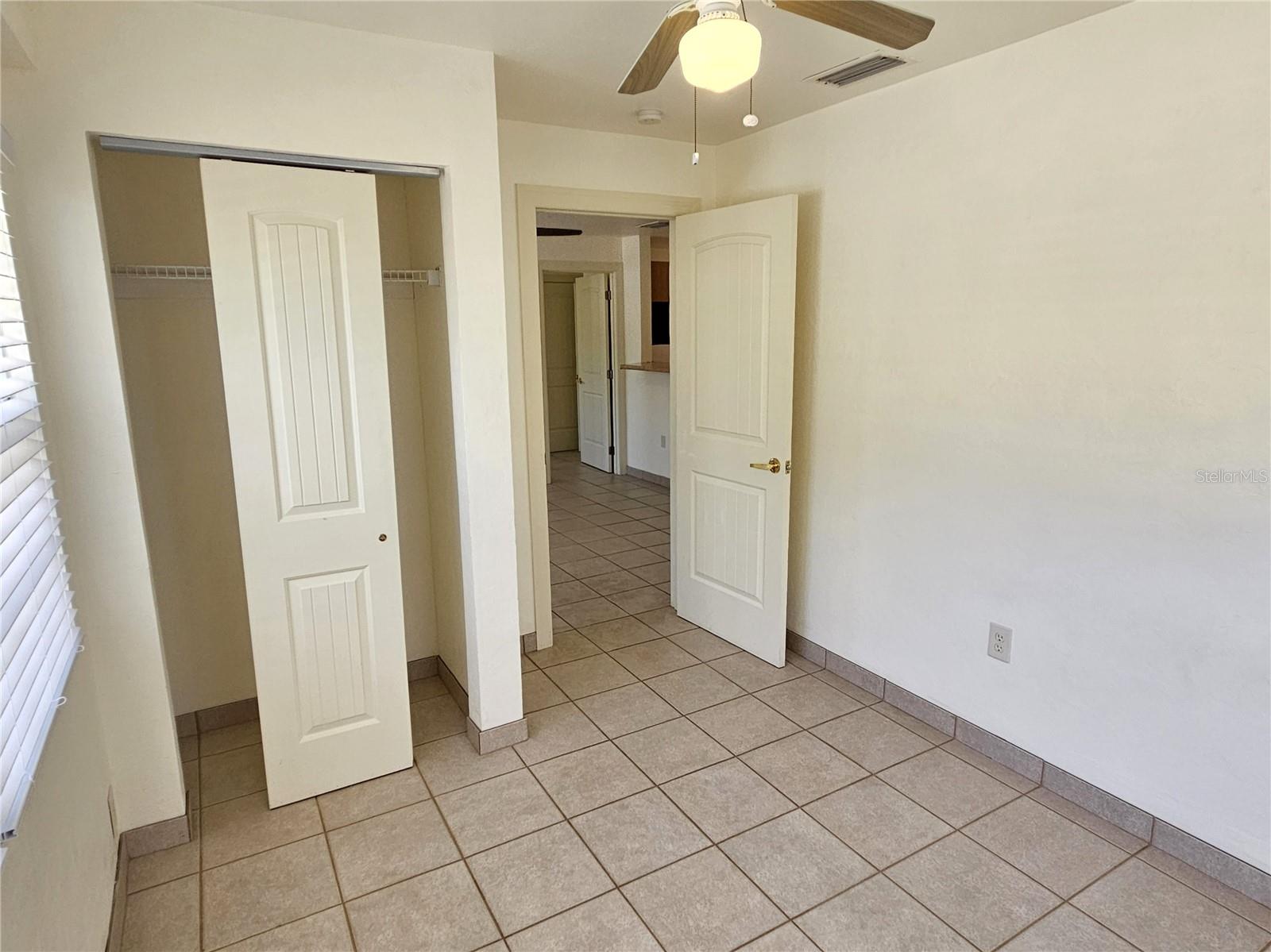 Image 23 of 33 For 323 Palmetto Road W