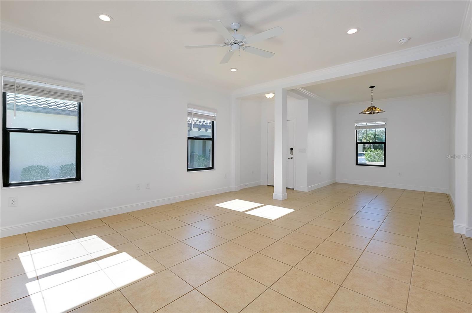 Image 12 of 73 For 220 Brienza Loop