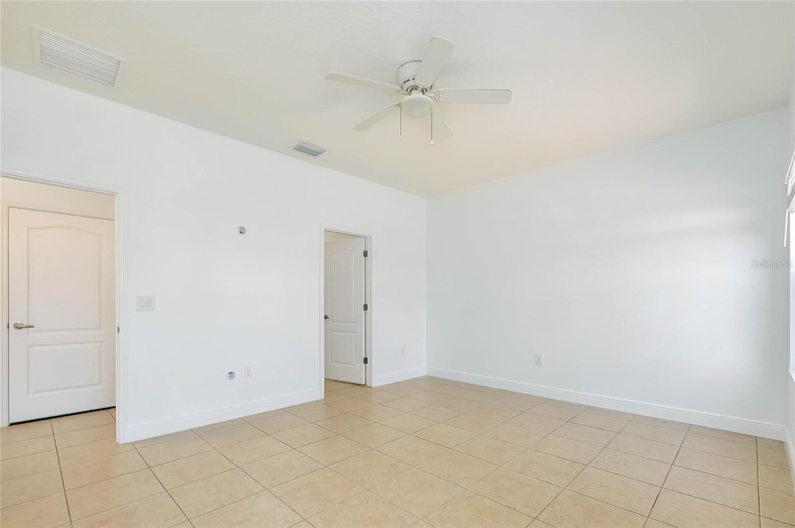 Image 23 of 73 For 220 Brienza Loop