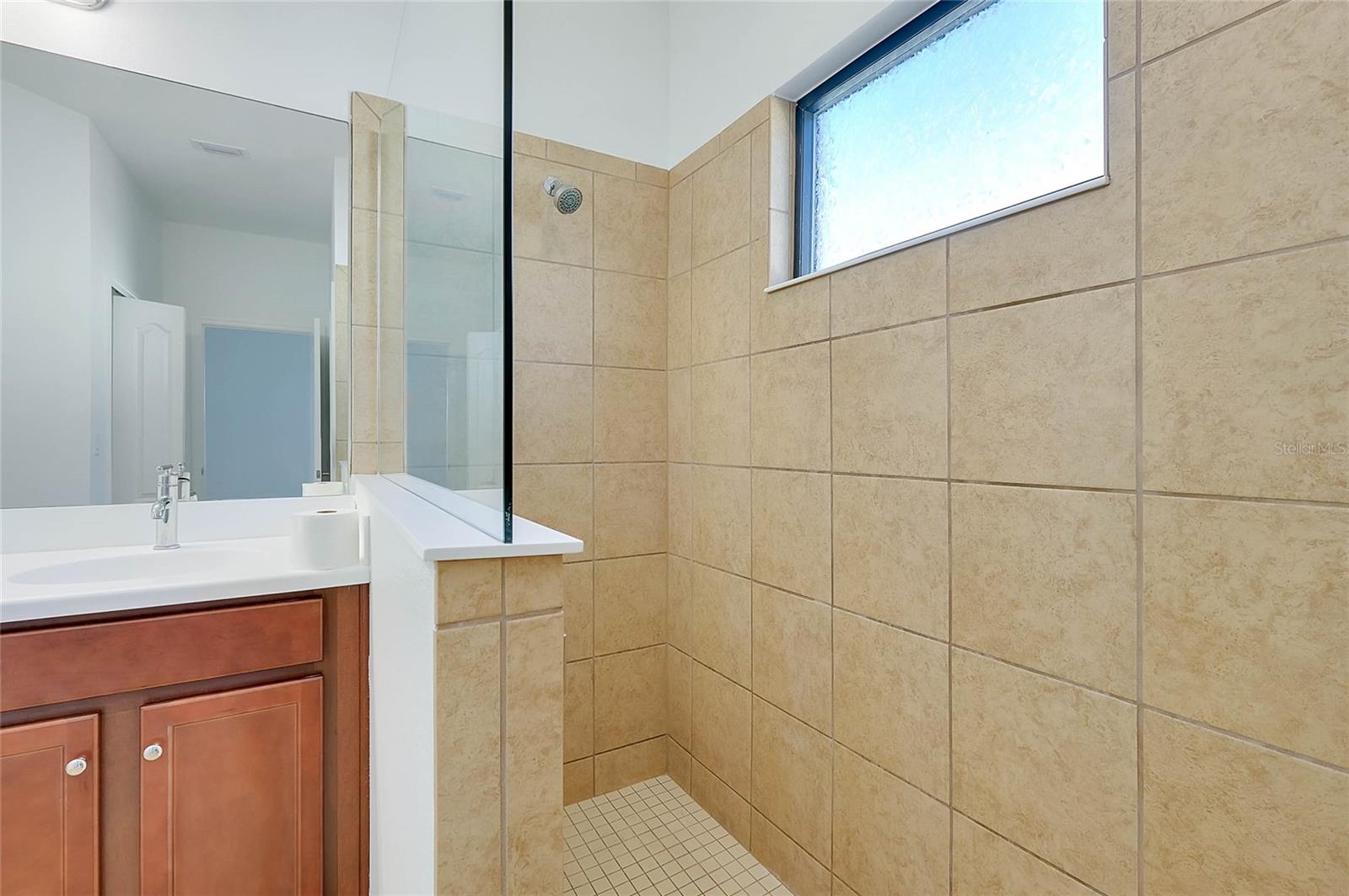 Image 28 of 73 For 220 Brienza Loop