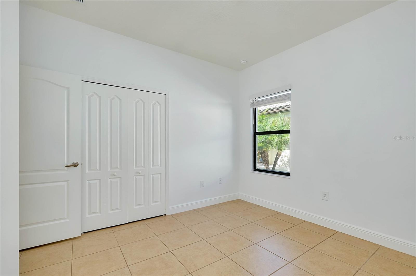 Image 35 of 73 For 220 Brienza Loop