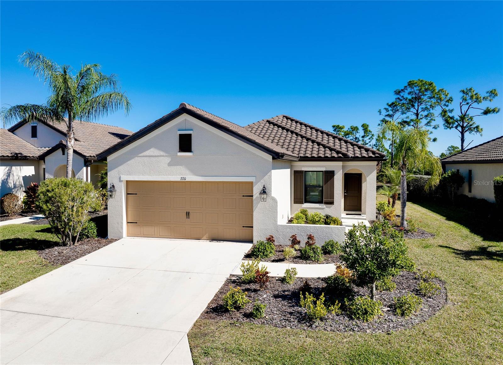 Image 57 of 73 For 220 Brienza Loop