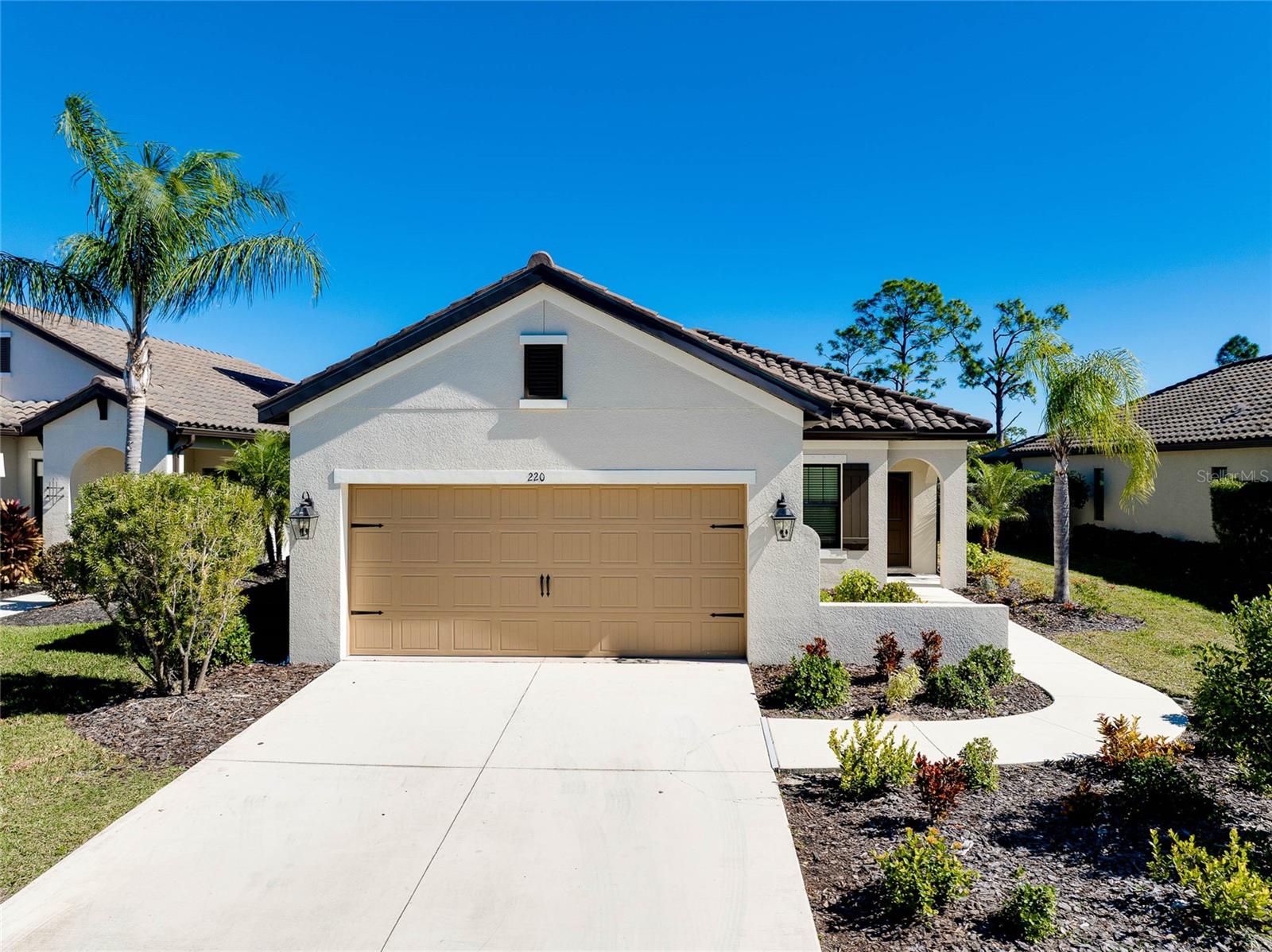 Image 61 of 73 For 220 Brienza Loop