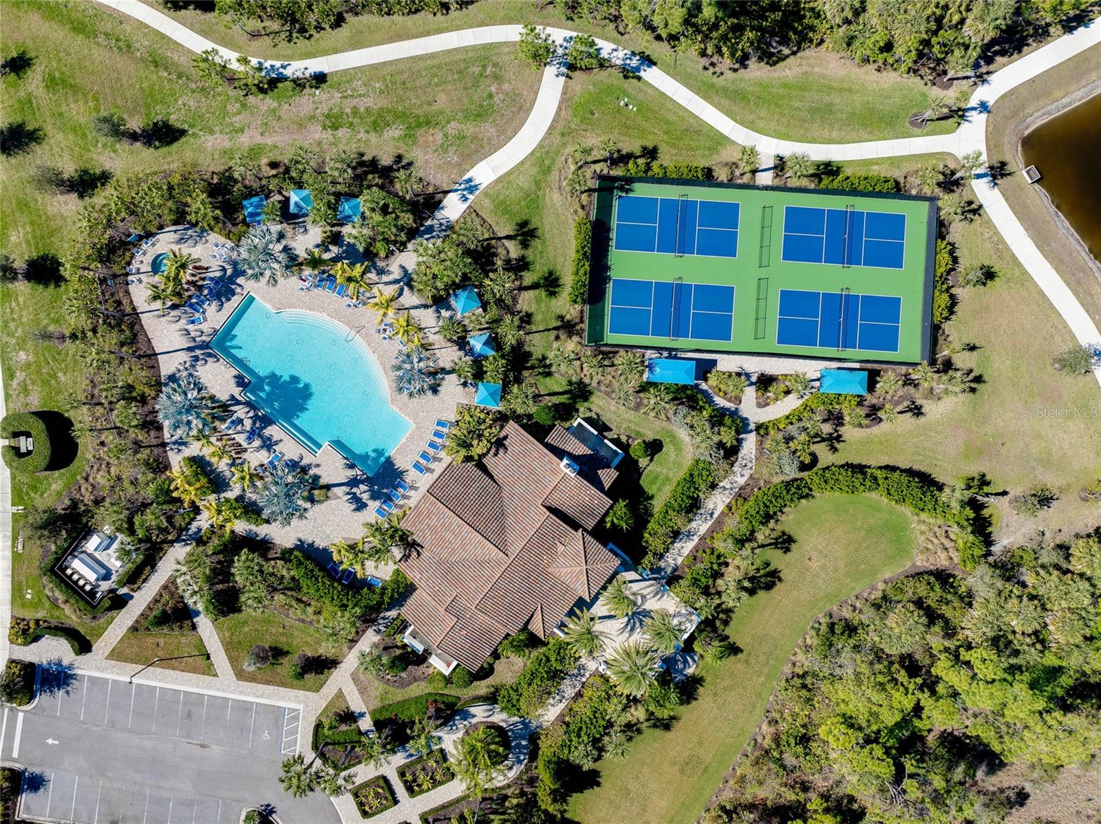 Image 67 of 73 For 220 Brienza Loop