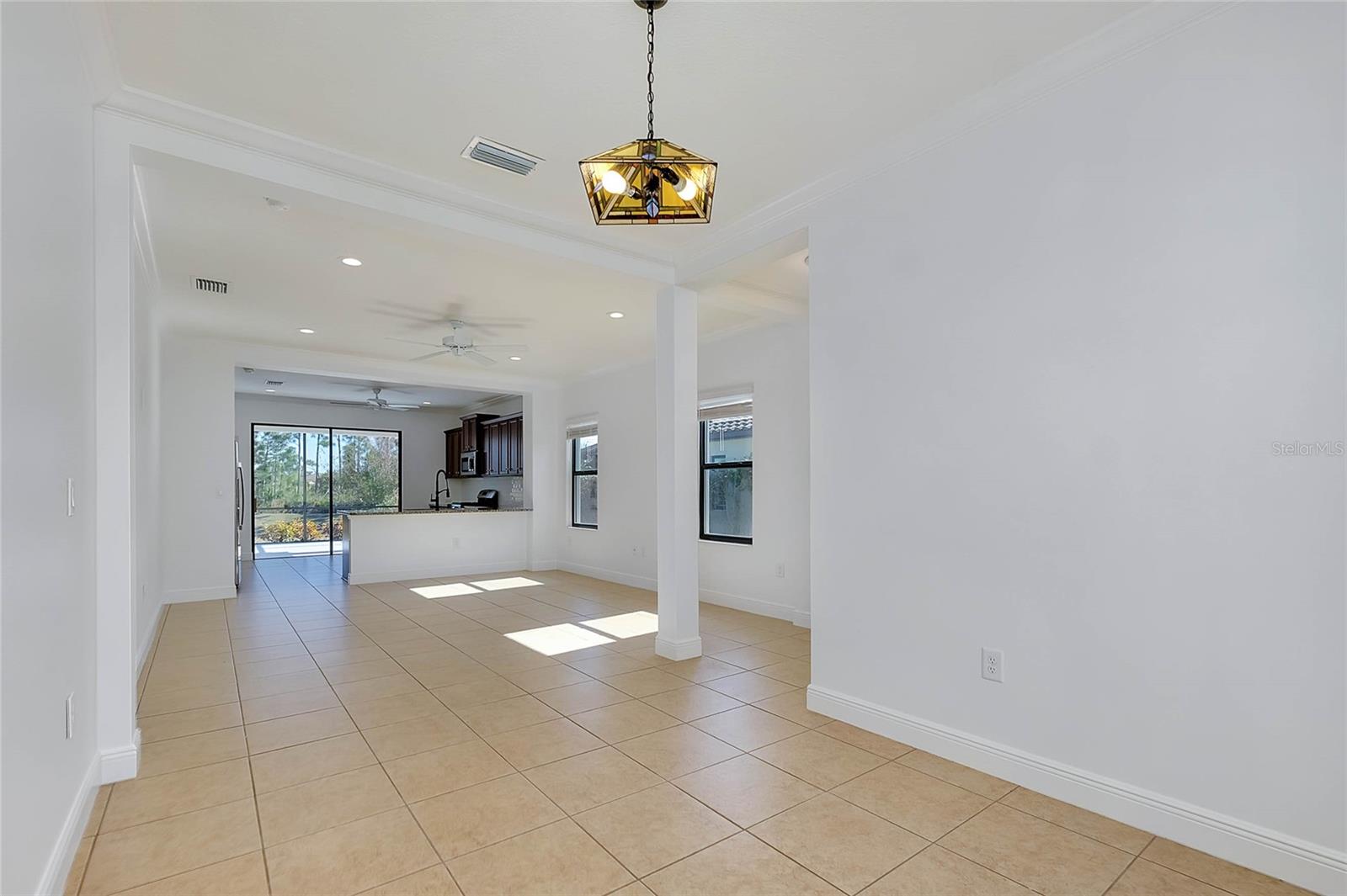 Image 8 of 73 For 220 Brienza Loop