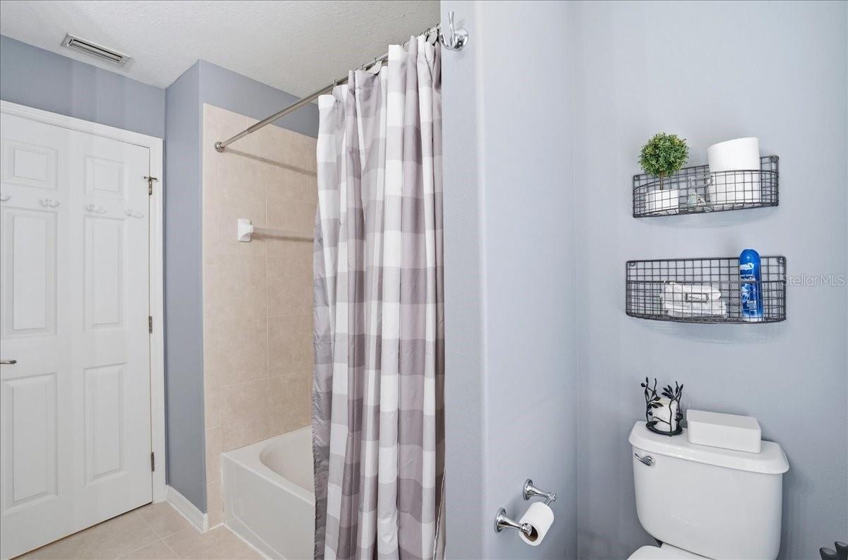 Image 38 of 74 For 2082 Mesic Hammock Way