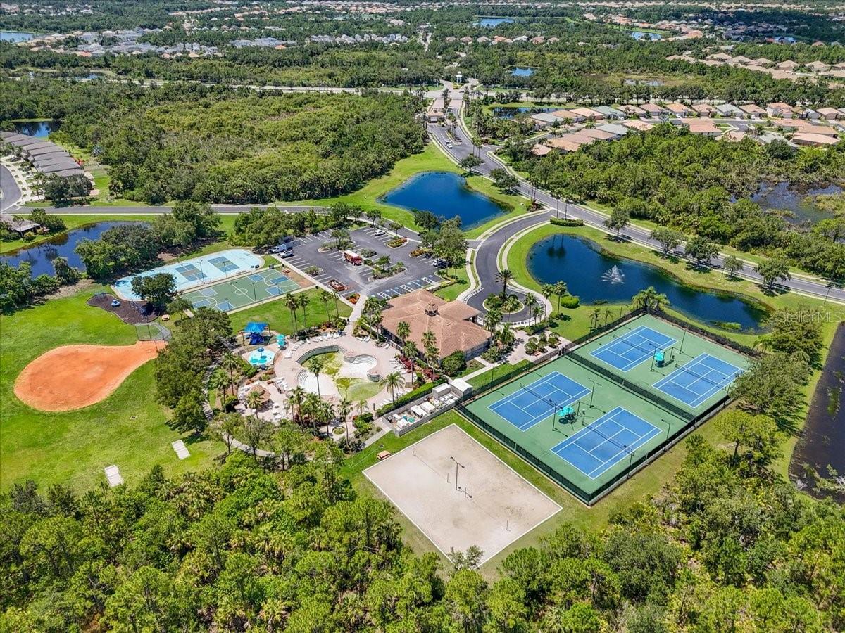 Image 66 of 74 For 2082 Mesic Hammock Way