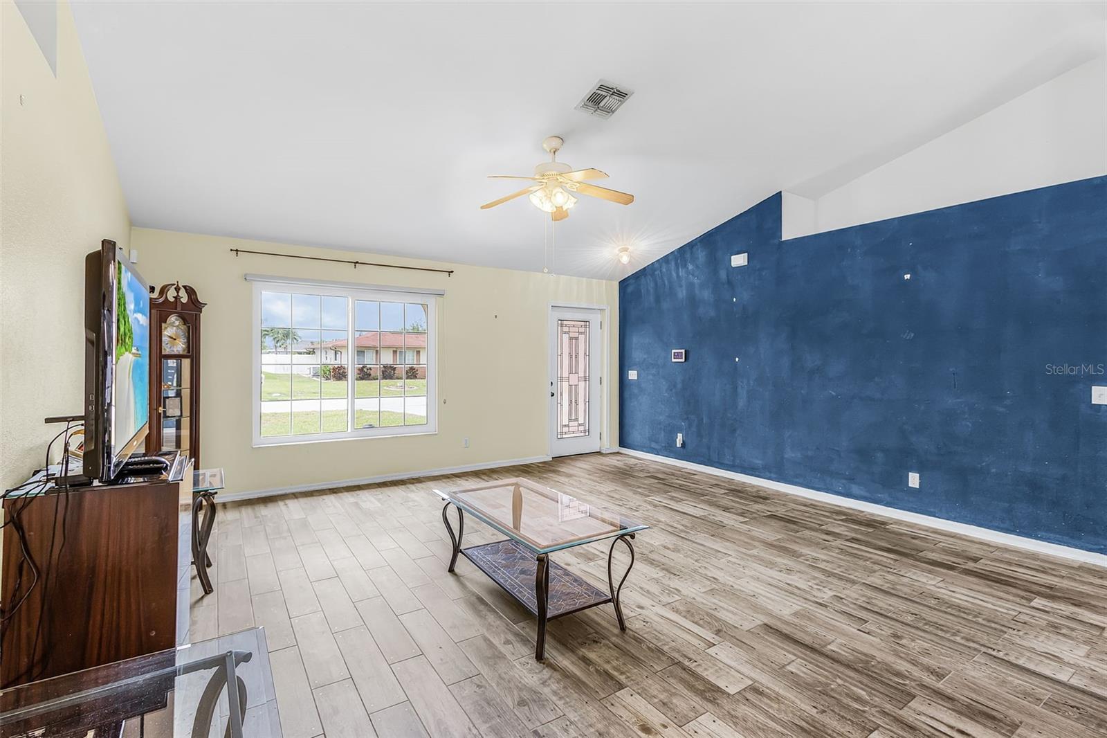 Image 11 of 34 For 1215 27th Street