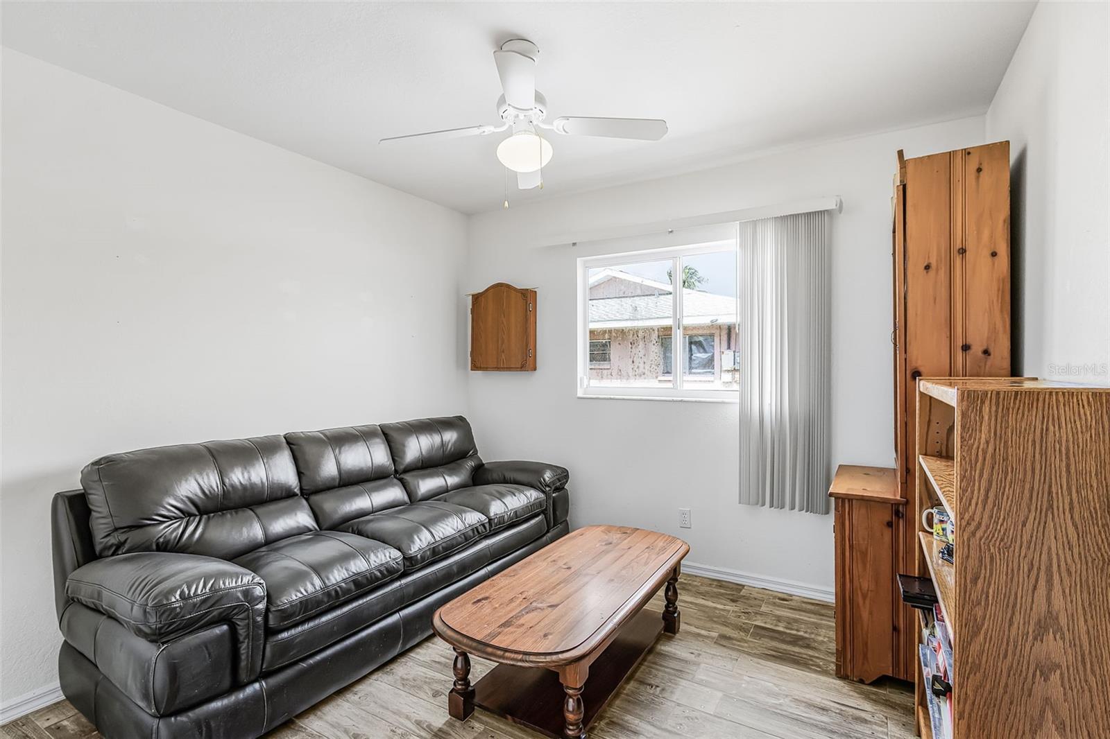 Image 21 of 34 For 1215 27th Street