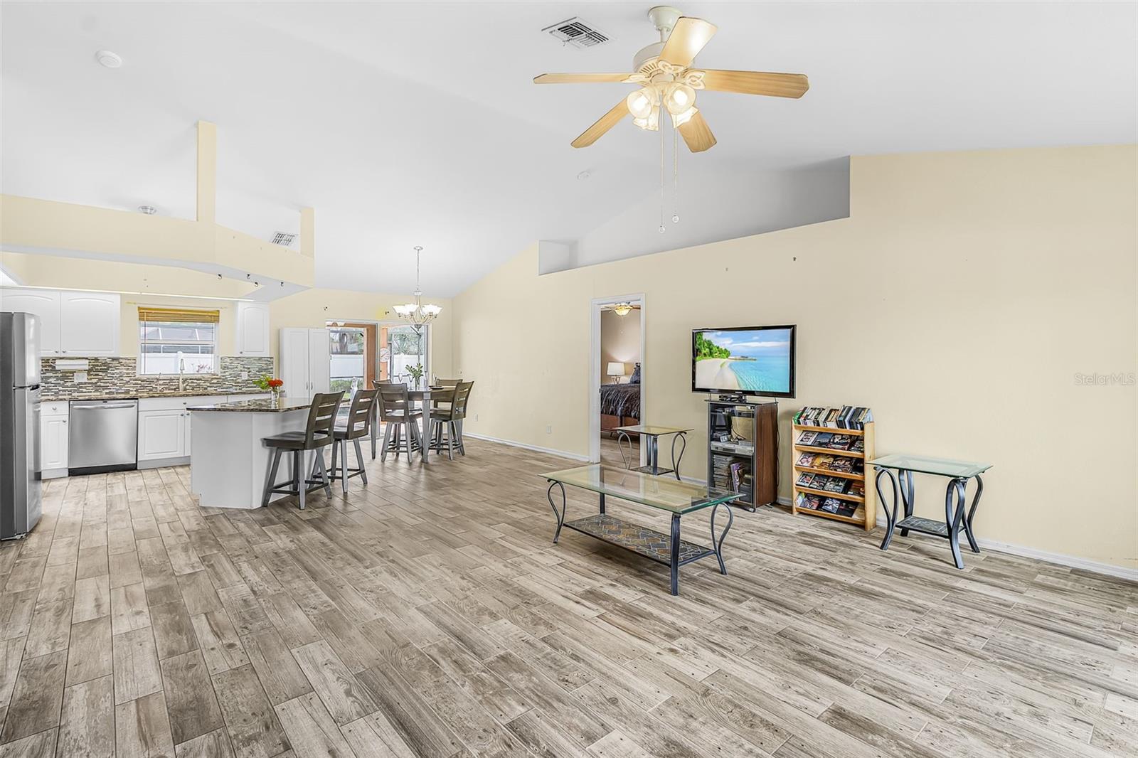 Image 4 of 34 For 1215 27th Street