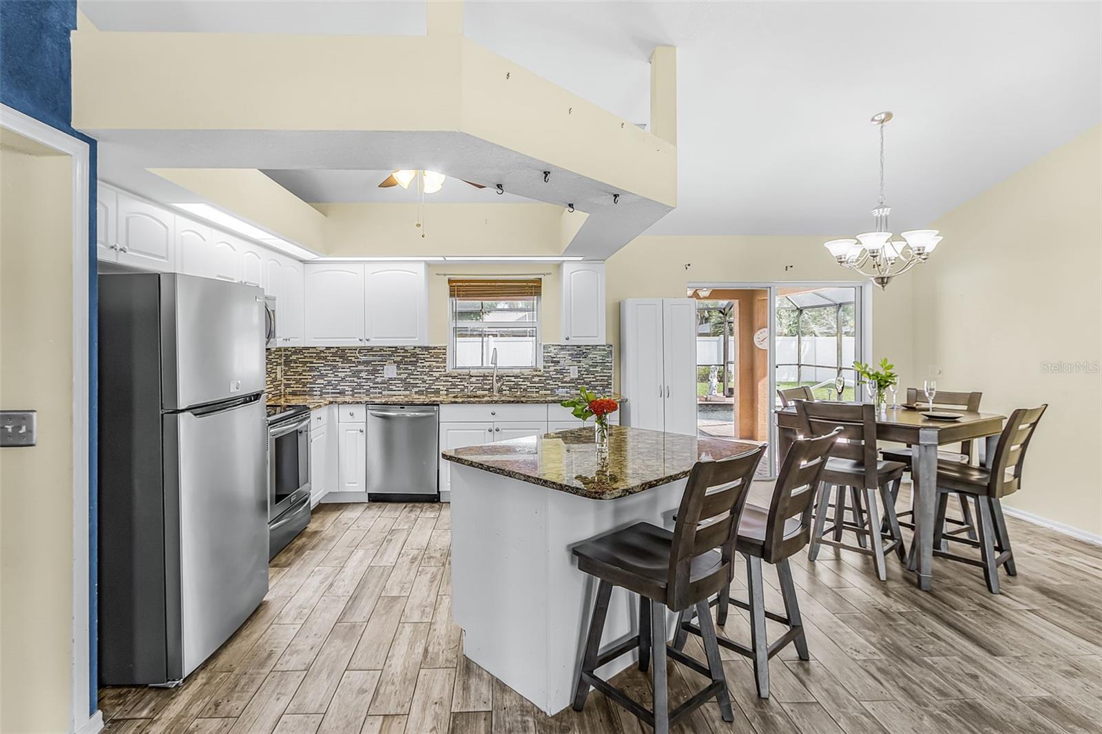 Image 5 of 34 For 1215 27th Street