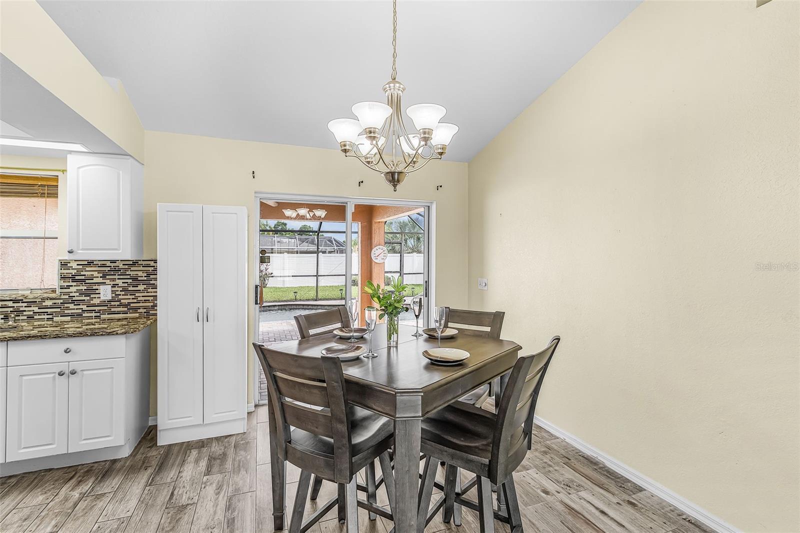 Image 6 of 34 For 1215 27th Street