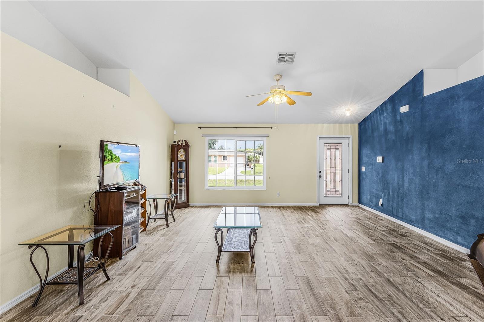 Image 9 of 34 For 1215 27th Street