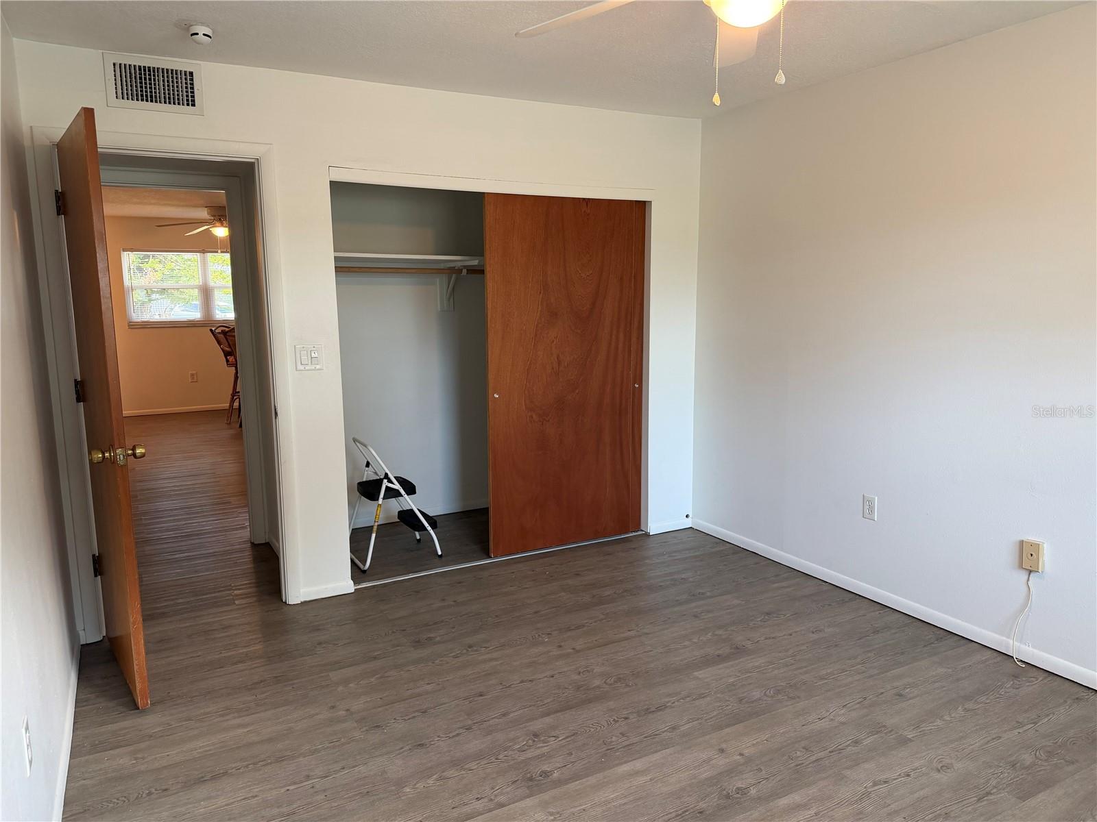 Image 13 of 21 For 245 Center Road 103