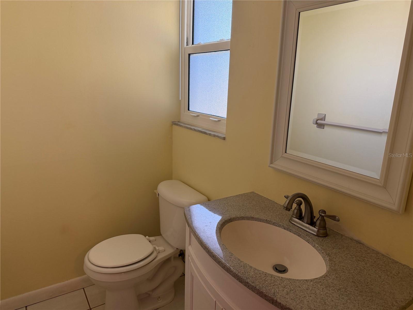 Image 14 of 21 For 245 Center Road 103