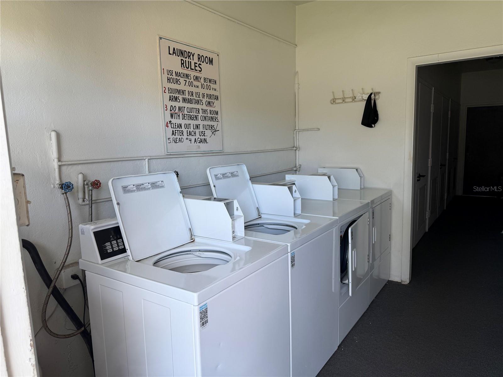 Image 16 of 21 For 245 Center Road 103