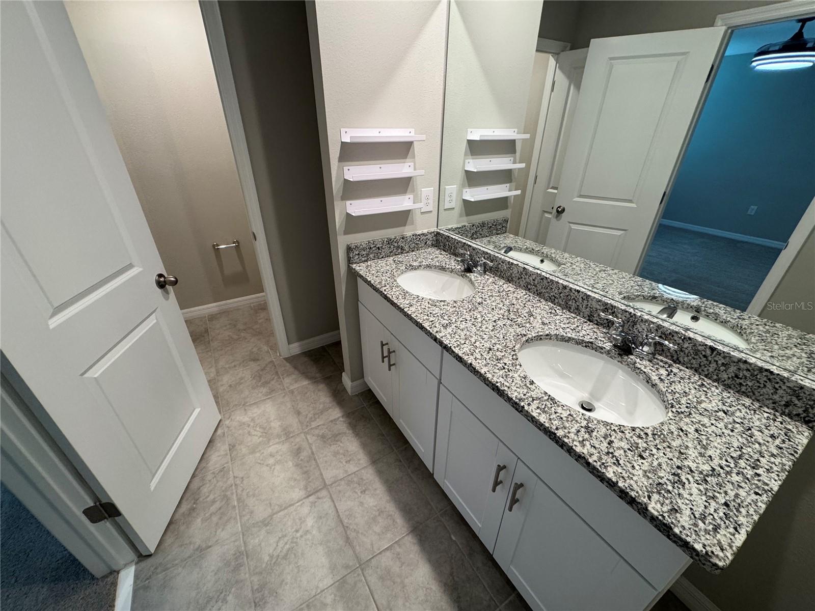 Image 22 of 24 For 5860 Ocean Isle Drive