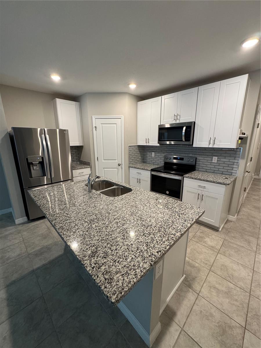 Image 6 of 24 For 5860 Ocean Isle Drive