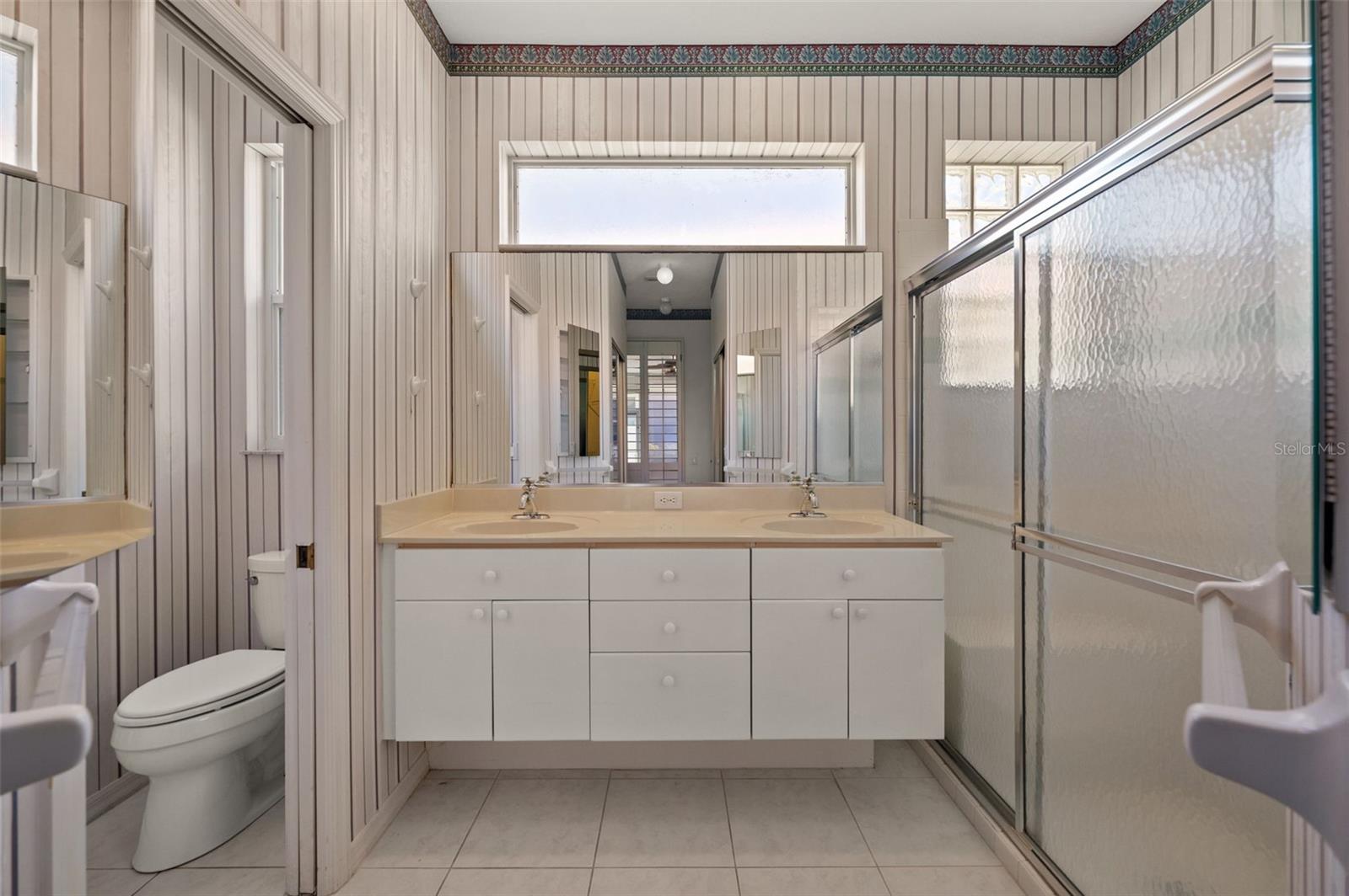 Image 19 of 29 For 4333 Spicetree Street