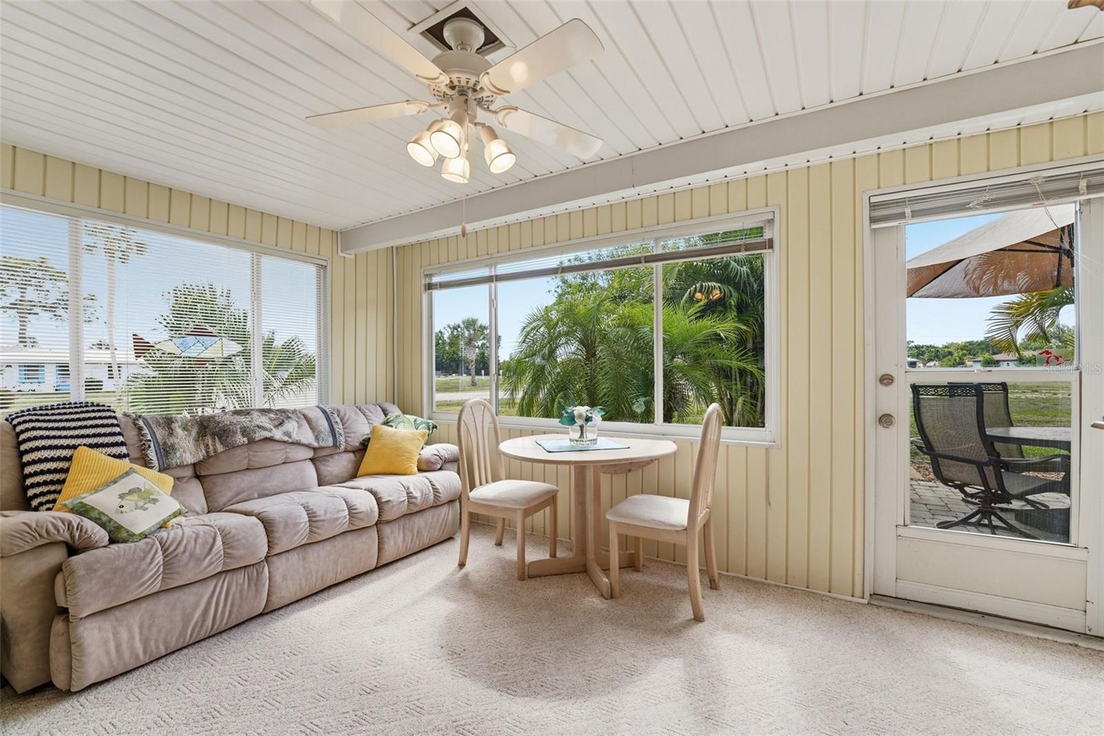 Image 26 of 70 For 690 Circlewood Drive W8